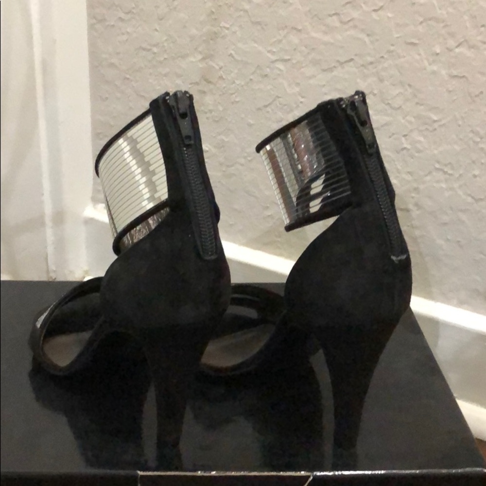 Sandals - Picture 4 of 4